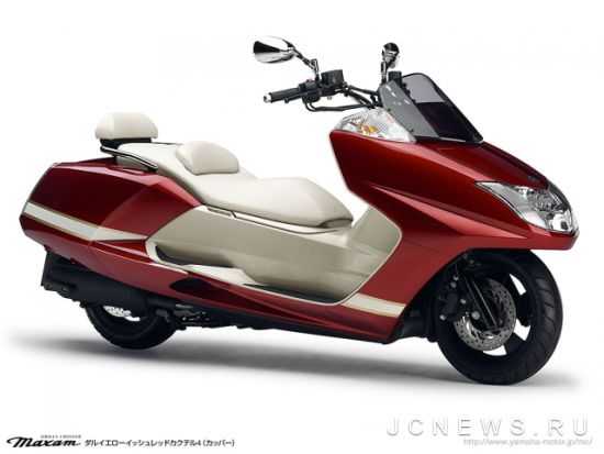 ������ Yamaha MAXAM CP250 2012 ���������� ����